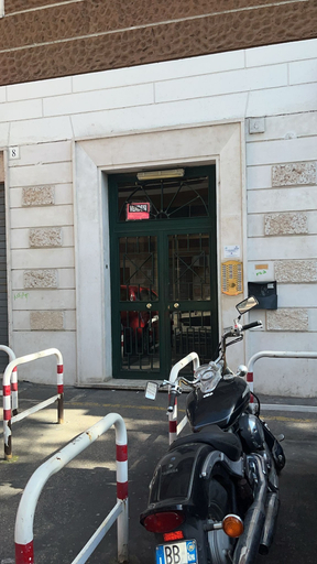 Exterior & Views, Crudelia's house, Roma
