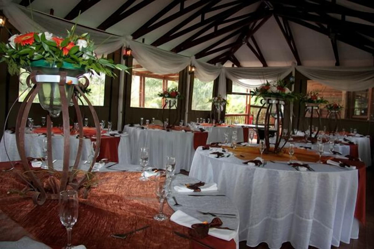 Food & Drinks, N4 Guest Lodge, Bojanala