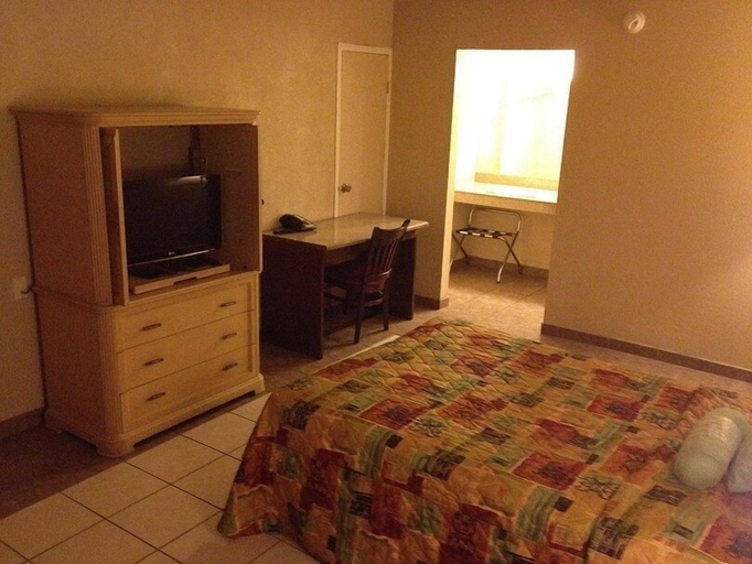Bedroom 5, Su Casa Inn & Suites, Cameron