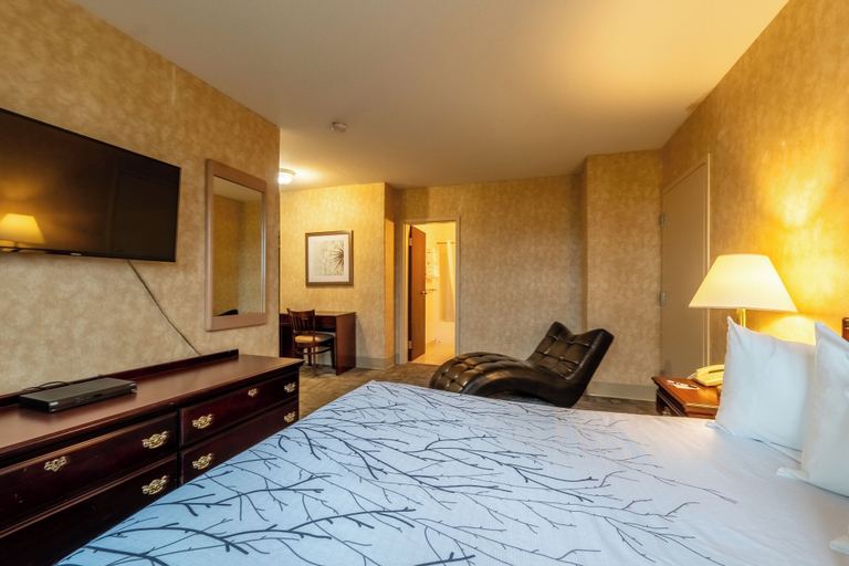Bedroom 3, Pilgrim Inn, Division No. 7