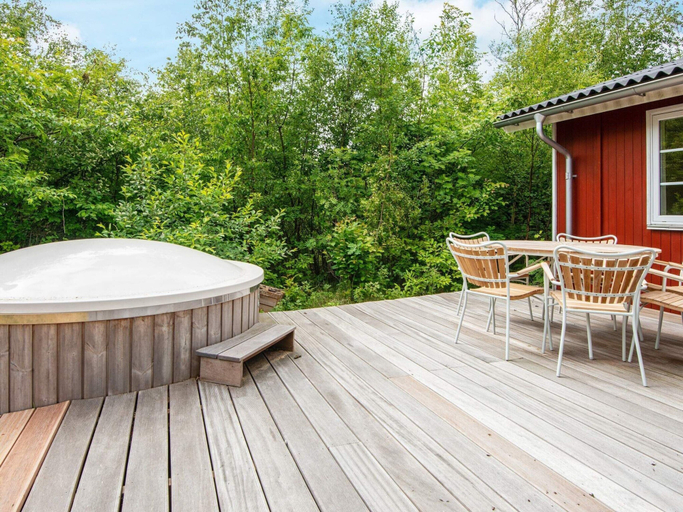Others 3, Vibrant Holiday Home in Tarm near Sea, Ringkøbing-Skjern