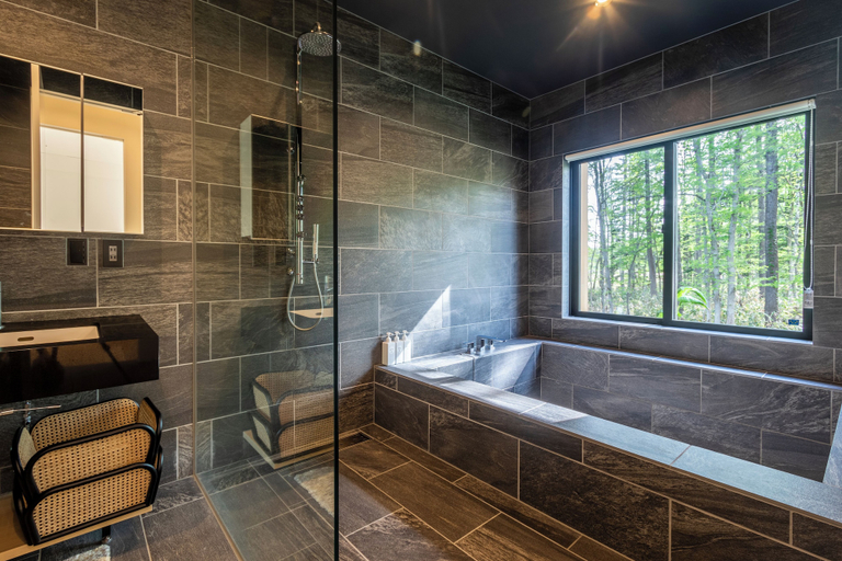 Bathroom 4, Kouzan Woods, Niseko