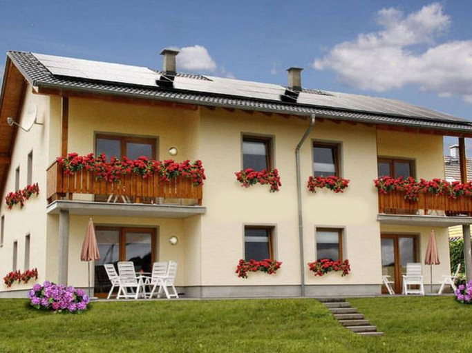 Exterior & Views, Apartment in Mtsrz With Garden, Rhein-Hunsrück-Kreis