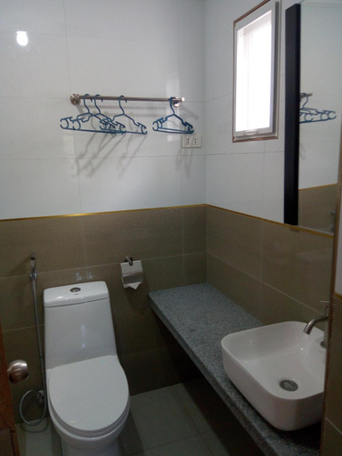 Bathroom 4, Sandscape Hotel, Santa Fe
