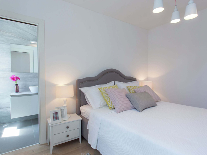 Bedroom 3, Luxurious Villa with Private Pool and Garden, Kaštela