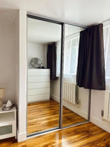 Bedroom 2, Canary Wharf Apartments, London