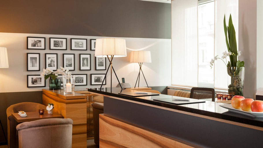 Dining Room 14