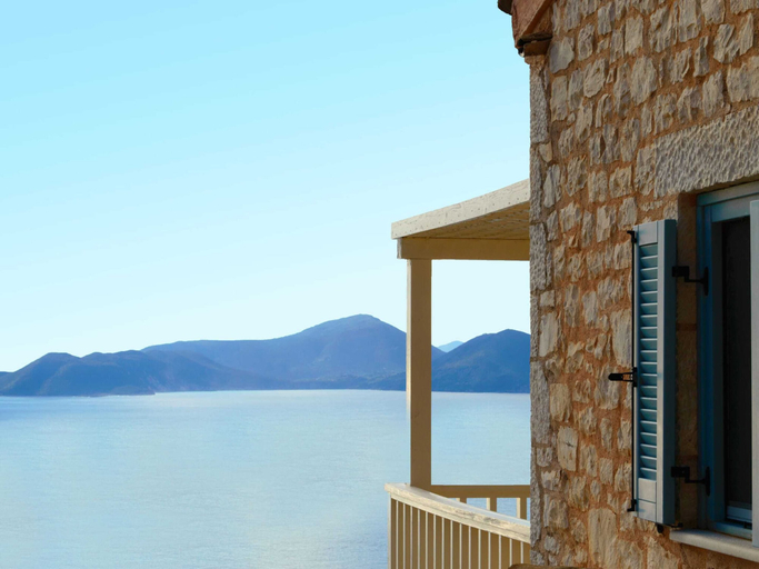 Others 5, Modern Villa in Vasiliki with Swimming Pool & Hot Tub, Ionian Islands