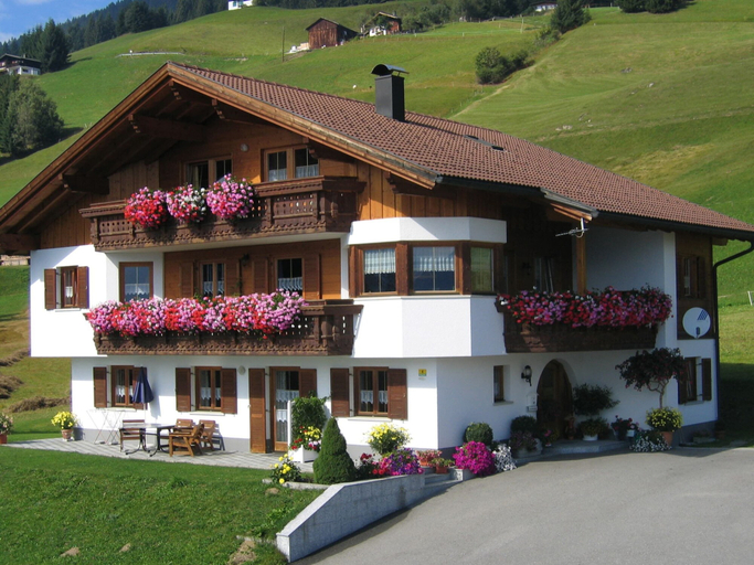Exterior & Views 2, Apartment in Vorarlberg With Balcony, Heating, Parking, Bludenz