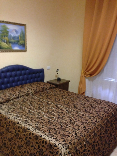 Bedroom 2, Maikol, Rome