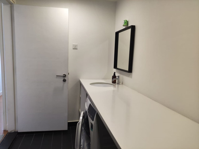 Dining Room 7