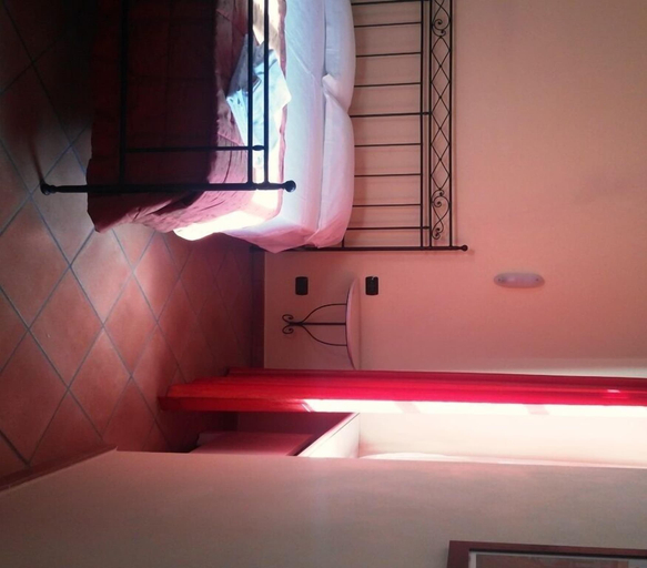 Bathroom 4, Il Castello di Bubbio, Asti