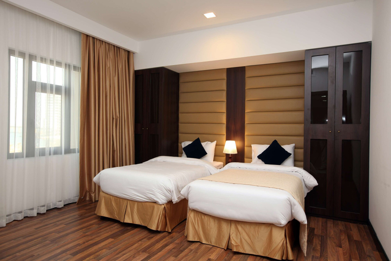 Bedroom 2, Golden Tulip Al Khobar Suites, Al Khobar