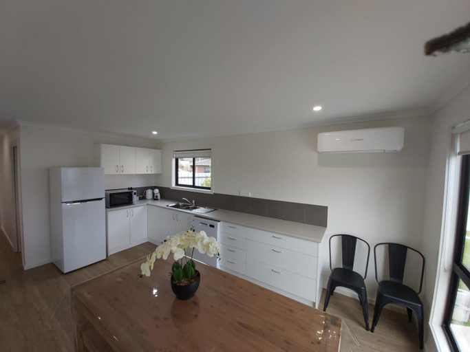 Dining Room 10