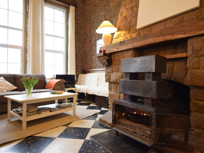 Others 5, Charming House, Perfect for Family Holidays, Luxembourg