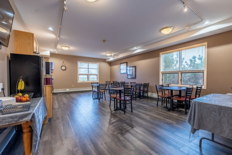 Food & Drinks 5, Pilgrim Inn, Division No. 7