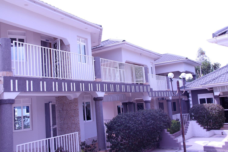 Exterior 2