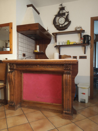 Others 3, Bed & breakfast Mezzaluna, Torino