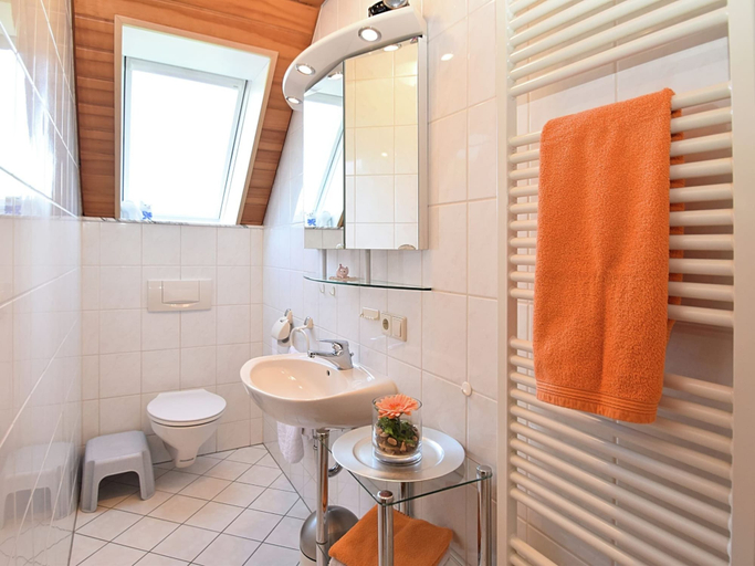 Bathroom, Apartment in Hofstetten Surrounded by Nature, Ortenaukreis