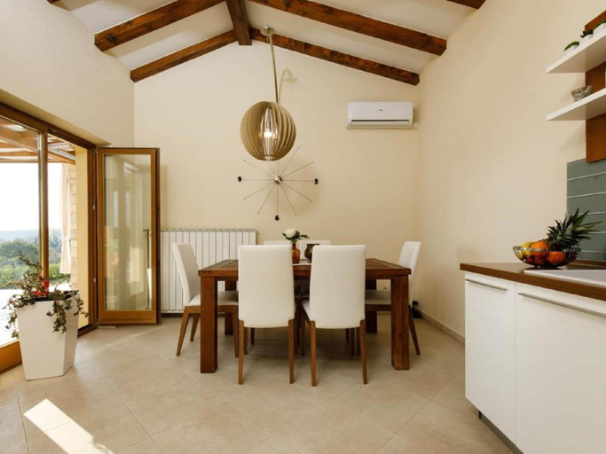 Others 5, Charming Villa With Private Pool, Drniš