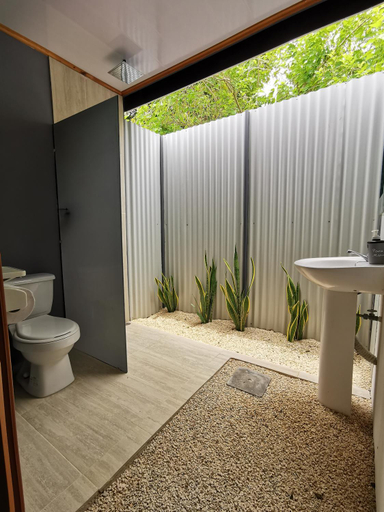 Bathroom 3, DS House, Puntarenas