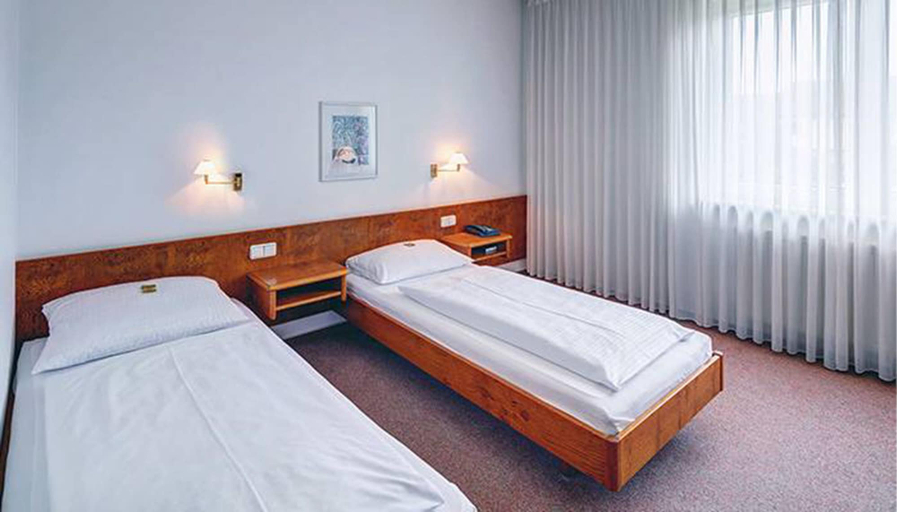 Bedroom 3, Hotel Post Rosbach, Wetteraukreis