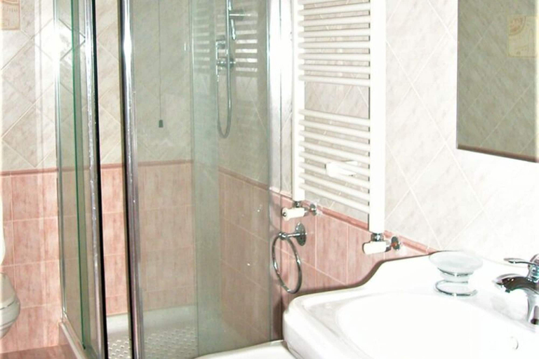 Bathroom 4, Montalceto Tuscan Nest, Siena