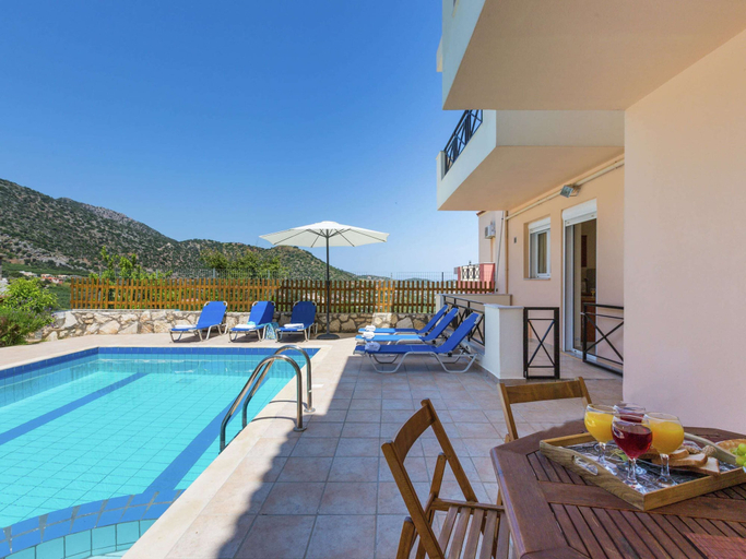 Sport & Beauty 1, Hillside villa in Bali with private pool, Crete