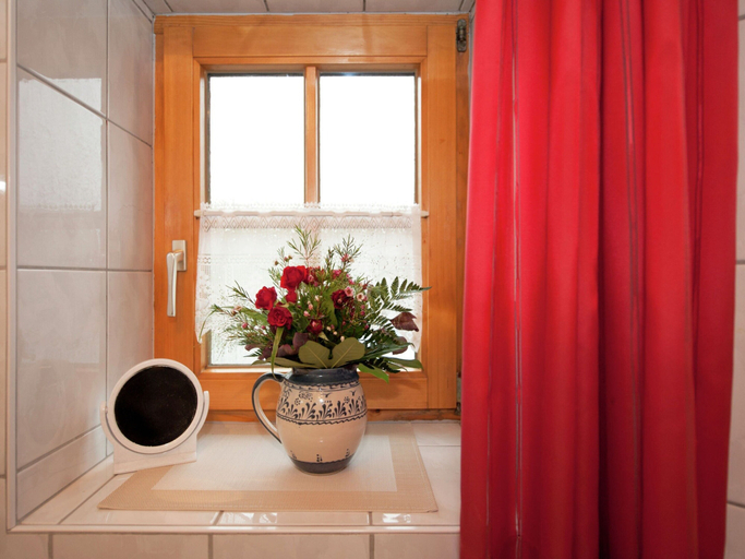 Bathroom, Spacious Apartment in Steingaden near Ski Area, Weilheim-Schongau