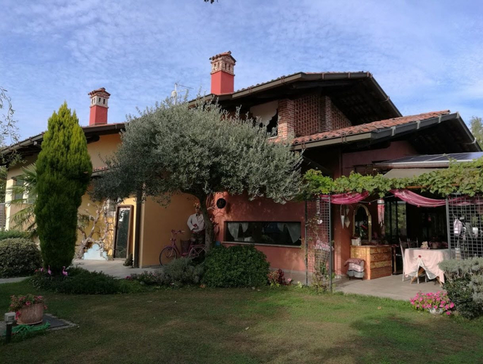 Exterior & Views, B&B La Colombera, Biella