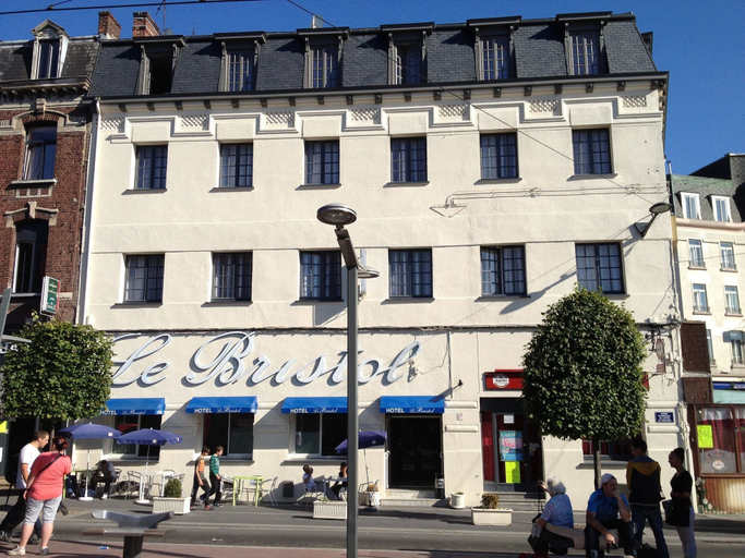 Exterior & Views 2, Hotel le Bristol, Nord
