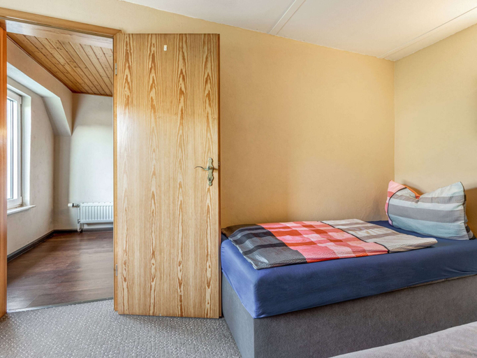Bedroom 2, Apartment in Wittenbeck Near Baltic Sea, Rostock