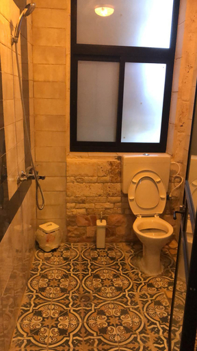 Bathroom 4, Zimer Al-Bayt