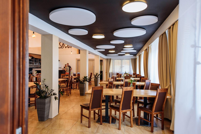 Food & Drinks 4, Turciansky dvor, Martin