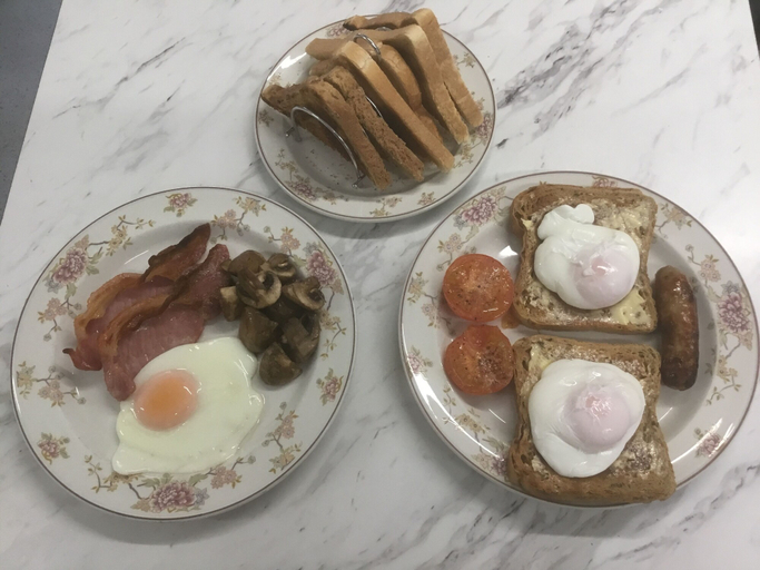 Food & Drinks 5, Whortleberry Studio B&B, Somerset