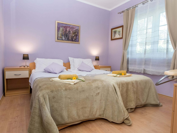 Bedroom 2, Holiday Home in Molat With Pool, Sali