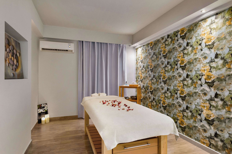 Bedroom 3, TRYP by Wyndham Corfu Dassia, Ionian Islands
