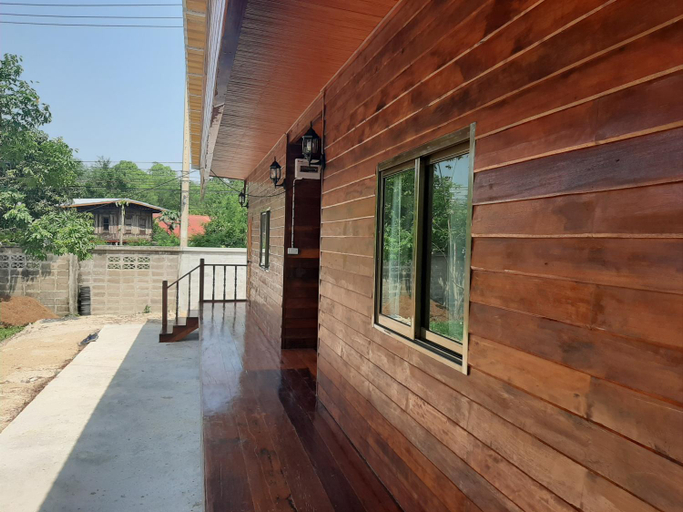 Others 5, Baan Rabiangdao UthaiThani, Muang Uthai Thani