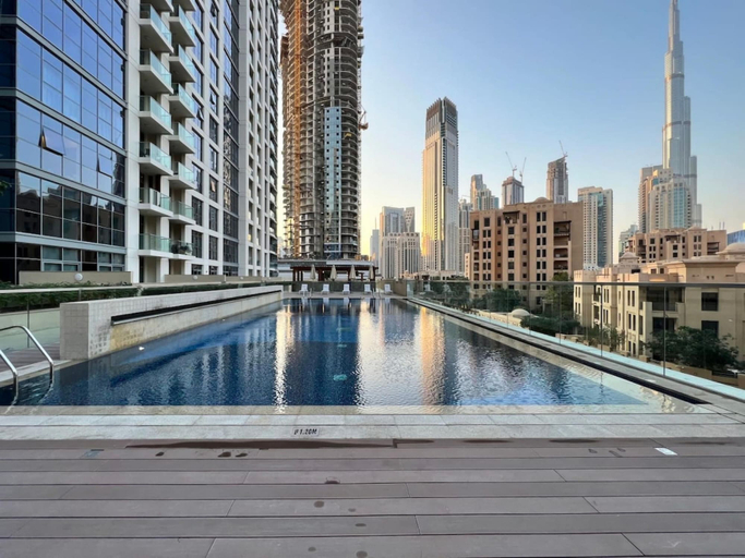 Room 2, Silkhaus Modern New Building Pool Gym, Dubai