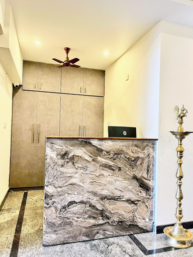 Others 5, Krishna's Inn, Kancheepuram