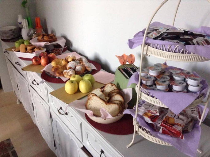Food & Drinks 5, Villa Nella B&B, Bari