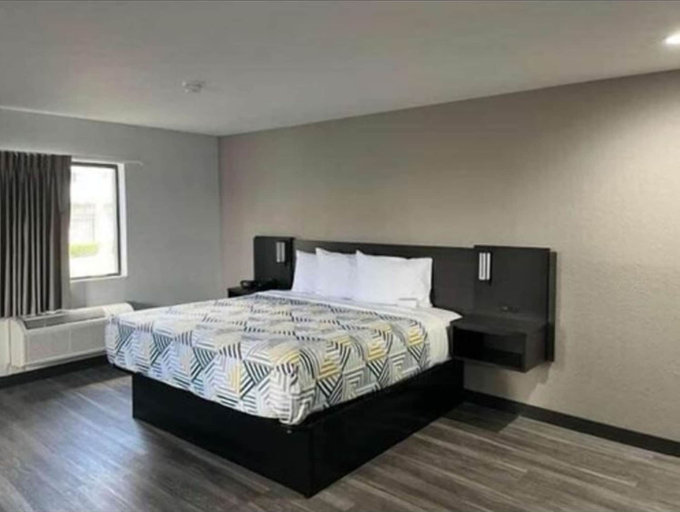 Bedroom 2, Studio 6 Little Rock, AR - South, Pulaski