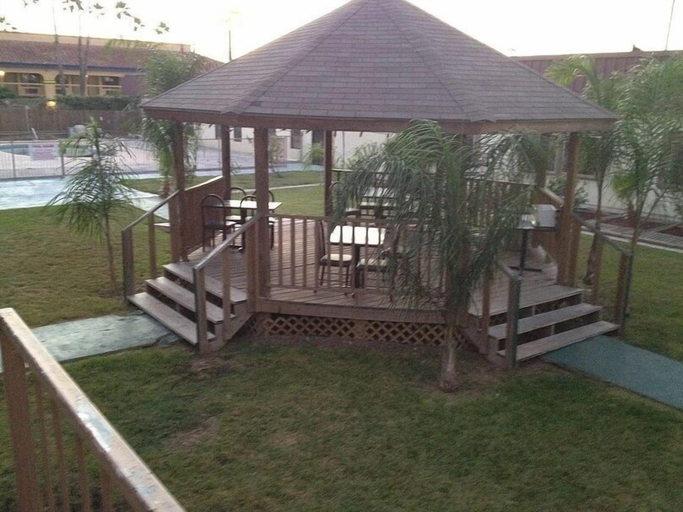 Exterior & Views, Su Casa Inn & Suites, Cameron