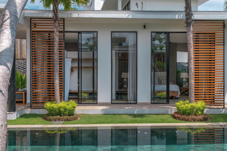 Exterior & Views 2, Villa Vida Mira - Elegant 4BR Beachside Villa in Canggu, Badung