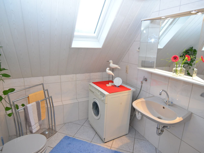 Bathroom 4, Apartment Near the ski Area in Wehrstapel, Hochsauerlandkreis