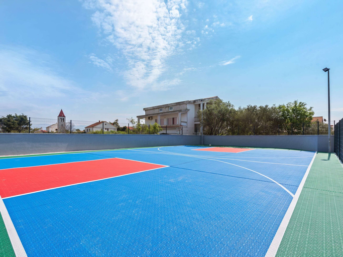 Sport & Beauty 4, Holiday Home in Vir Near sea Beach, Vir