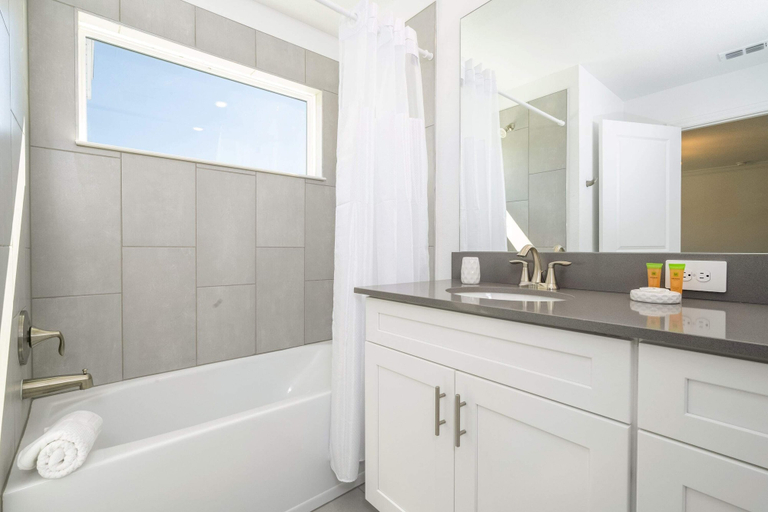 Bathroom 4, Spacious 4Bd W/ Pool & Close To Disney @ Storey Lake 2560, Osceola