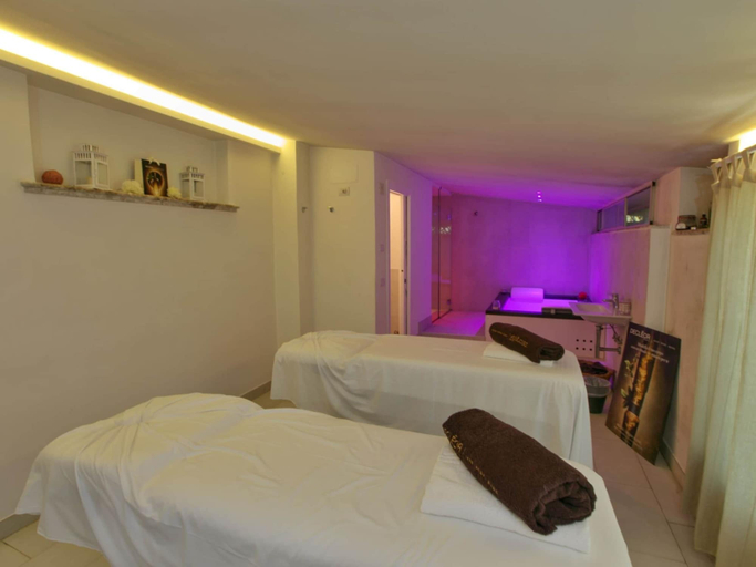 Bedroom 2, Holiday Home in San Cipriano With Pool, Salerno