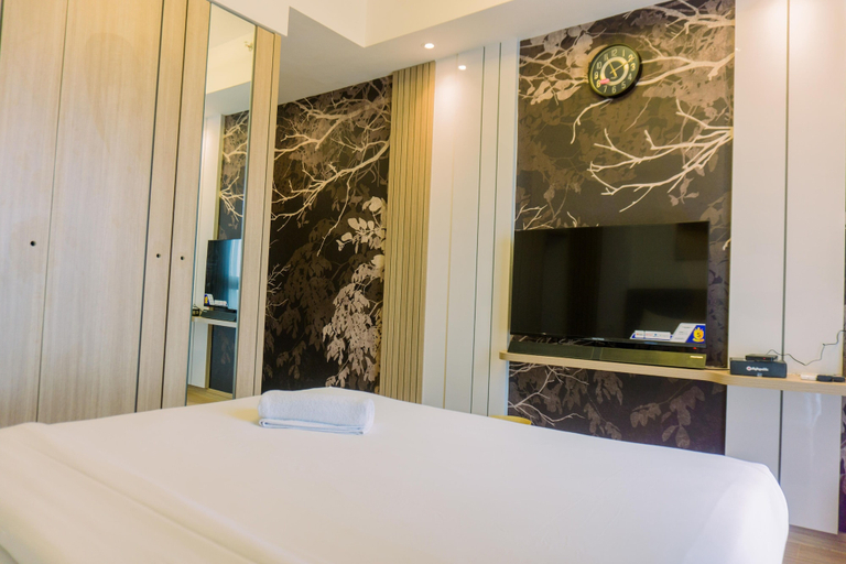 Bedroom 4, Comfort And Modern Look 3Br Sky House Bsd Apartment, Tangerang Selatan