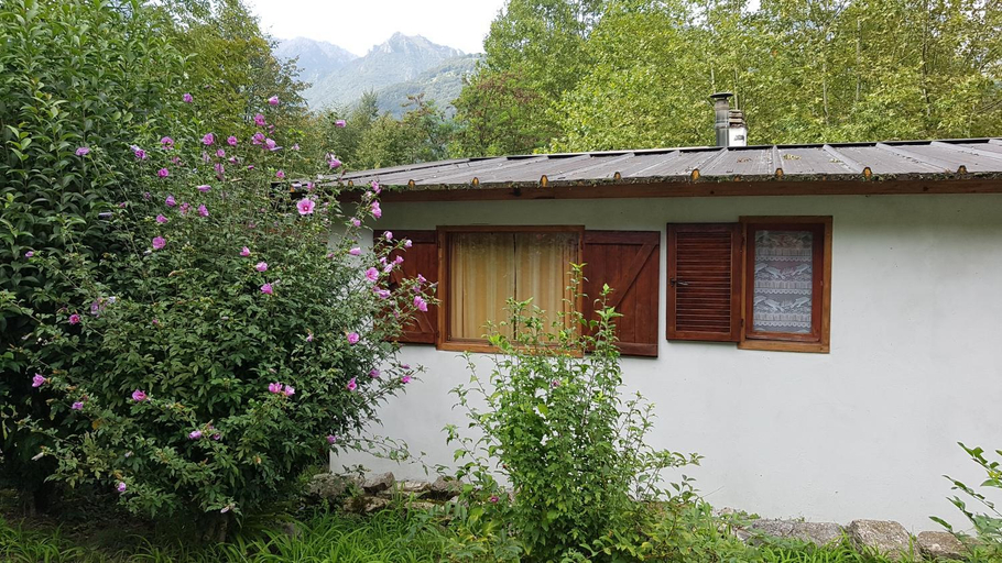 Others 2, CROTTO CARACO APPARTAMENTI BUNGALOW CHALET, Como